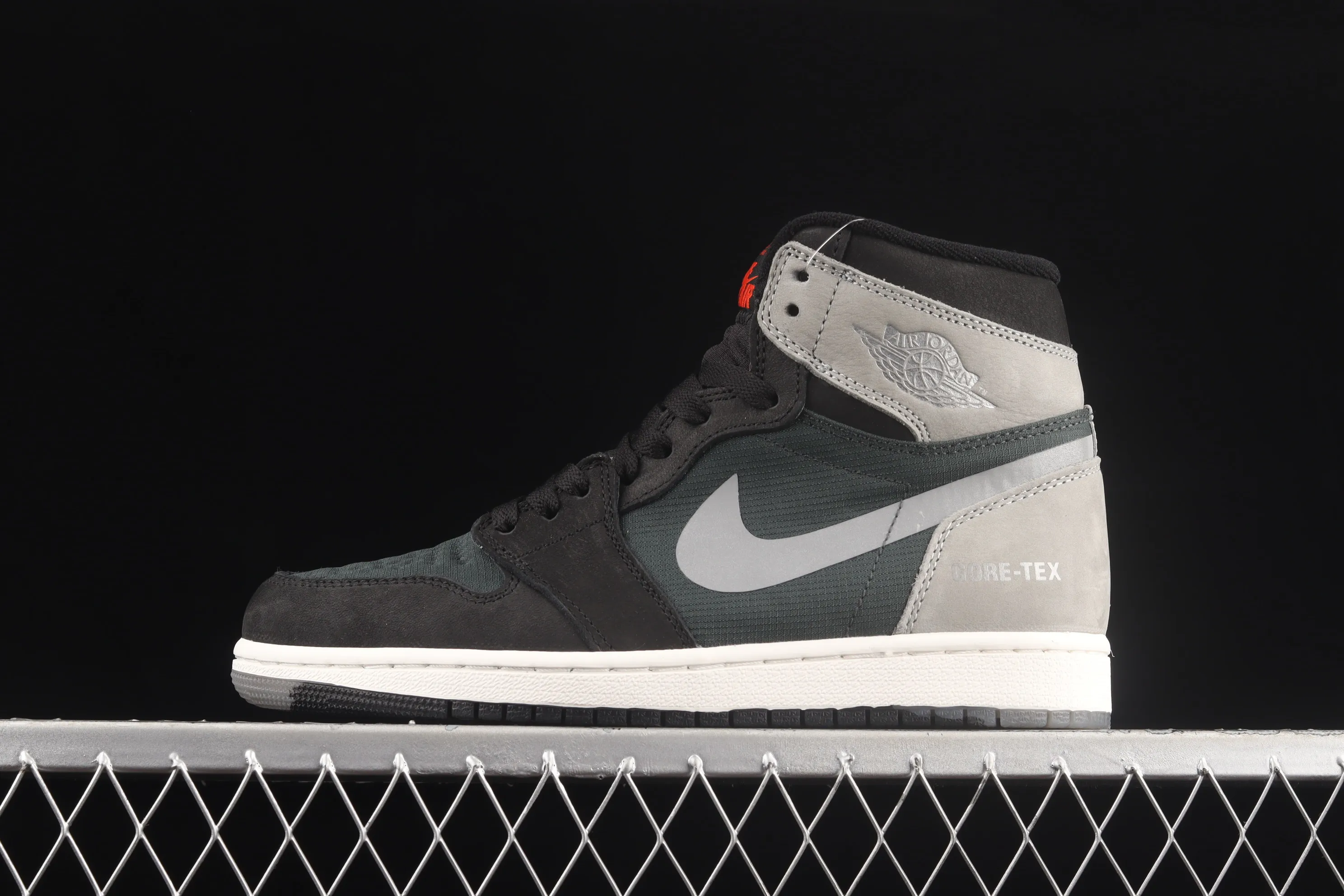 All Categories Air Jordan Jordan Series Basketball Shoes Air Jordan 1 High Air Jordan 1 Retro AJ1 Joe 1 Premium Black Gray 3M Reflective High Top Basketball Shoes DB2889-001